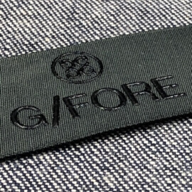 geweven-label-etiket-siliconen-letter-logo-merknaam-opliggend--zwart-kledinglabels-labellegendz