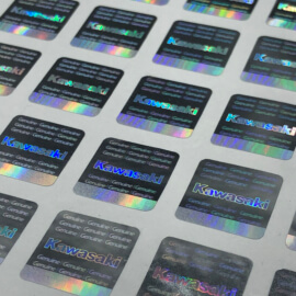 sticker-holografisch-hoogwaardig-op-vel-eigen-ontwerp-labellegendz